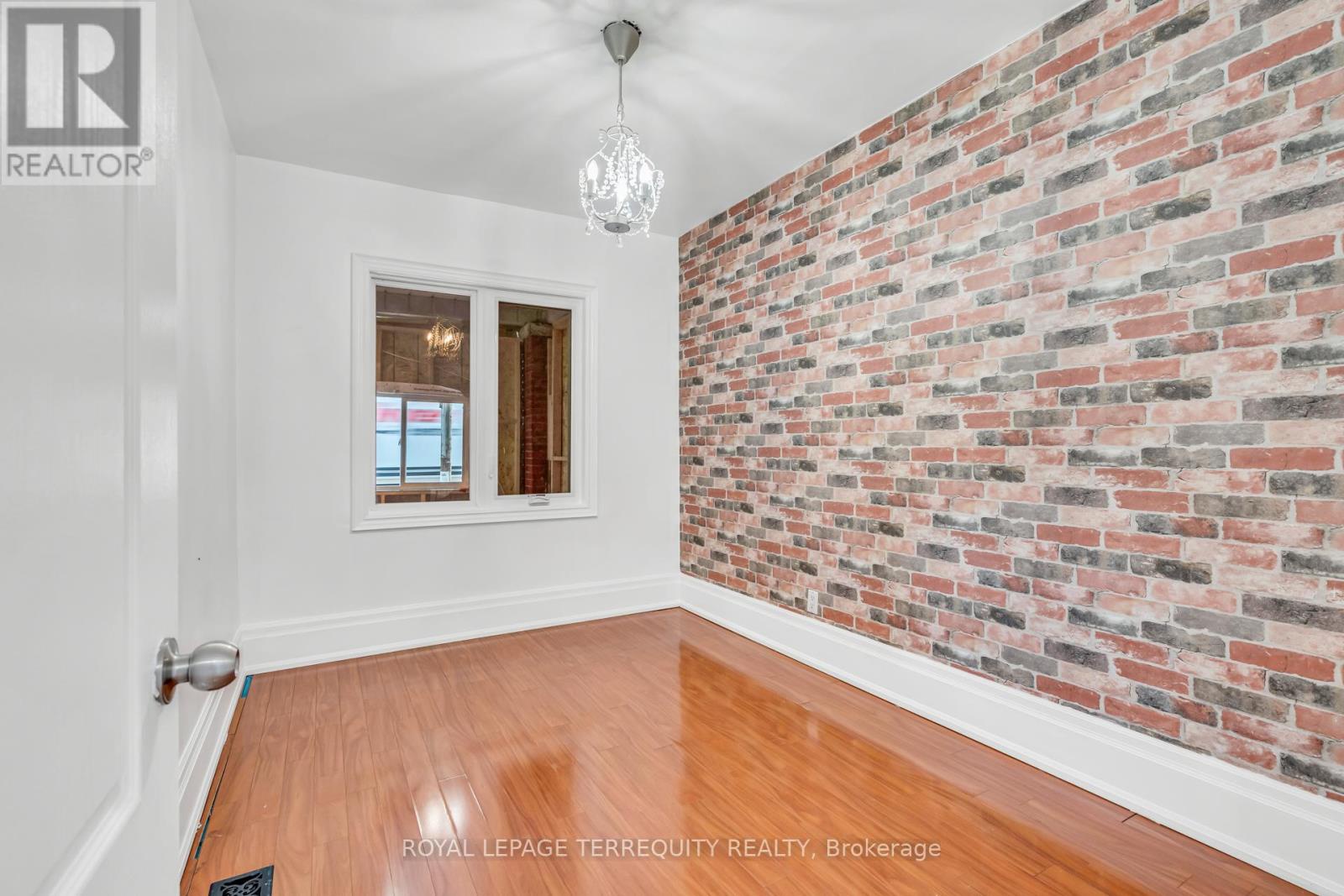 78 Lawrence Avenue W, Toronto (lawrence Park North), Ontario