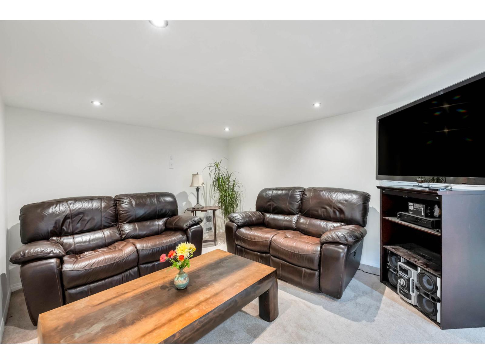 11056 135a Street, Surrey, British Columbia