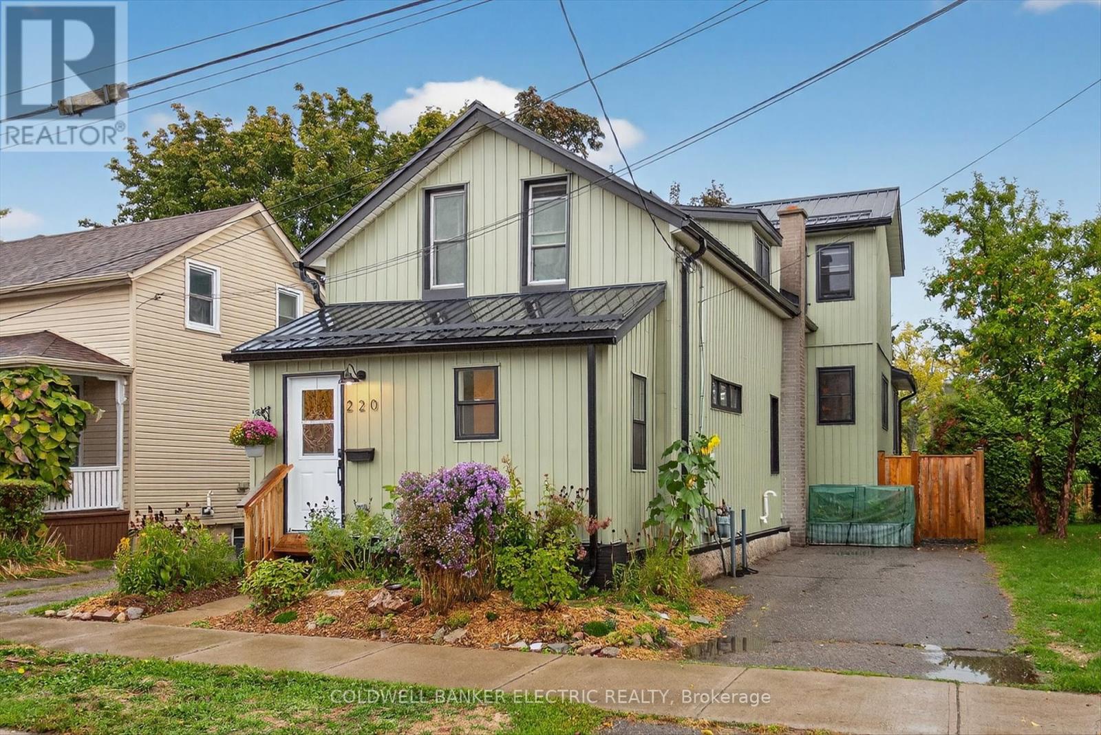 220 Rogers Street, Peterborough (ashburnham Ward 4), Ontario