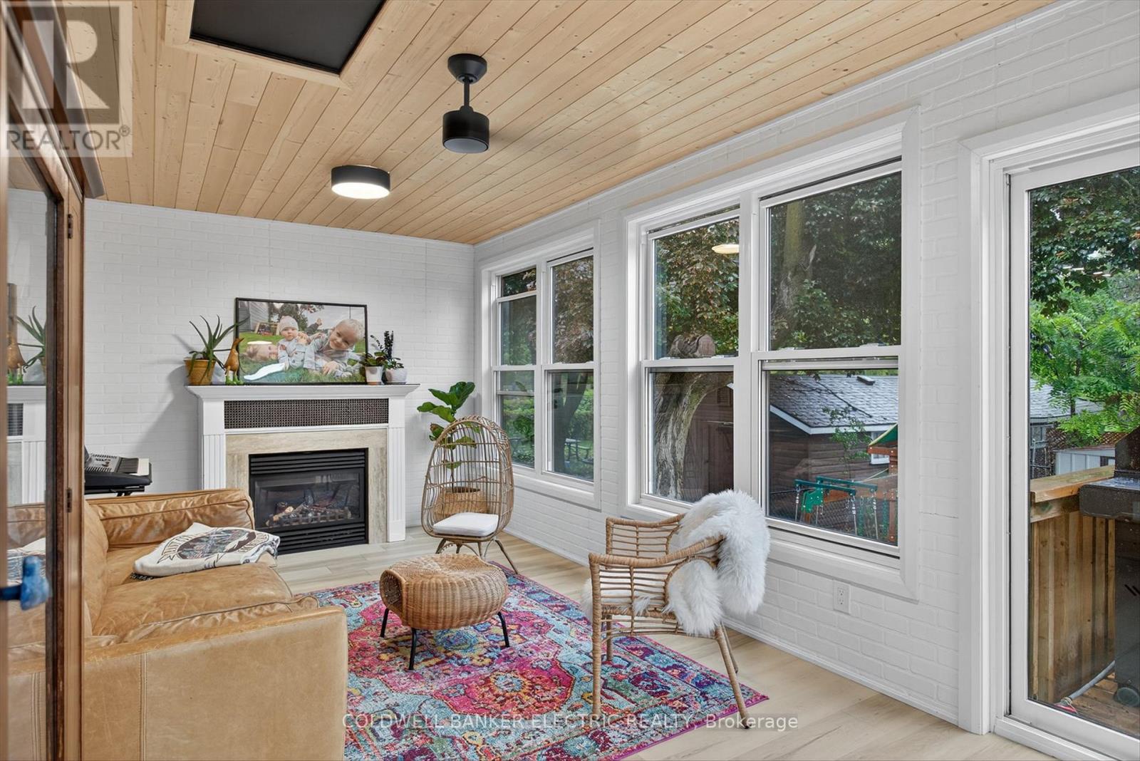 220 Rogers Street, Peterborough (ashburnham Ward 4), Ontario