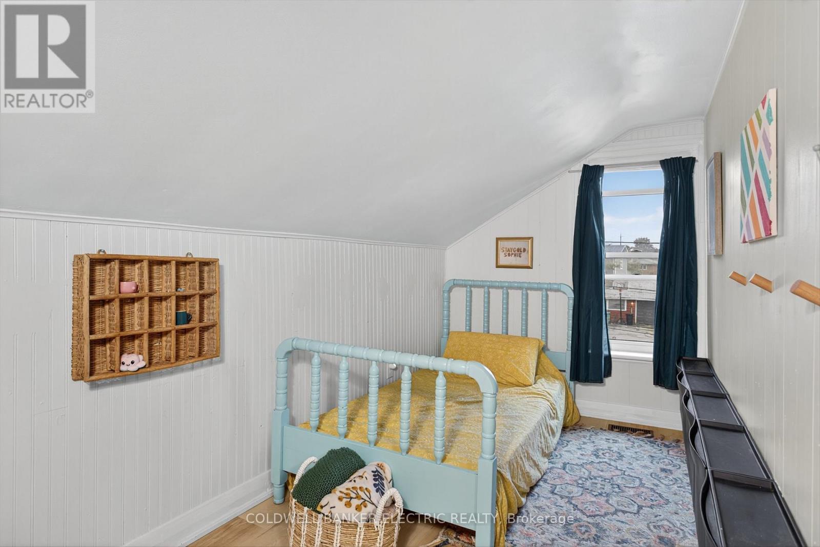 220 Rogers Street, Peterborough (ashburnham Ward 4), Ontario