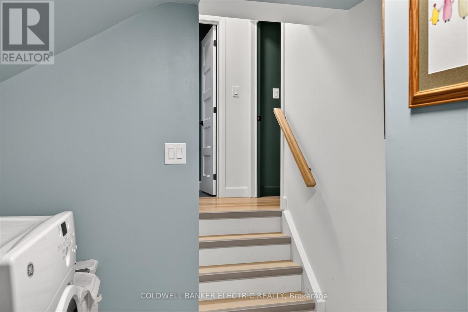 220 Rogers Street, Peterborough (ashburnham Ward 4), Ontario