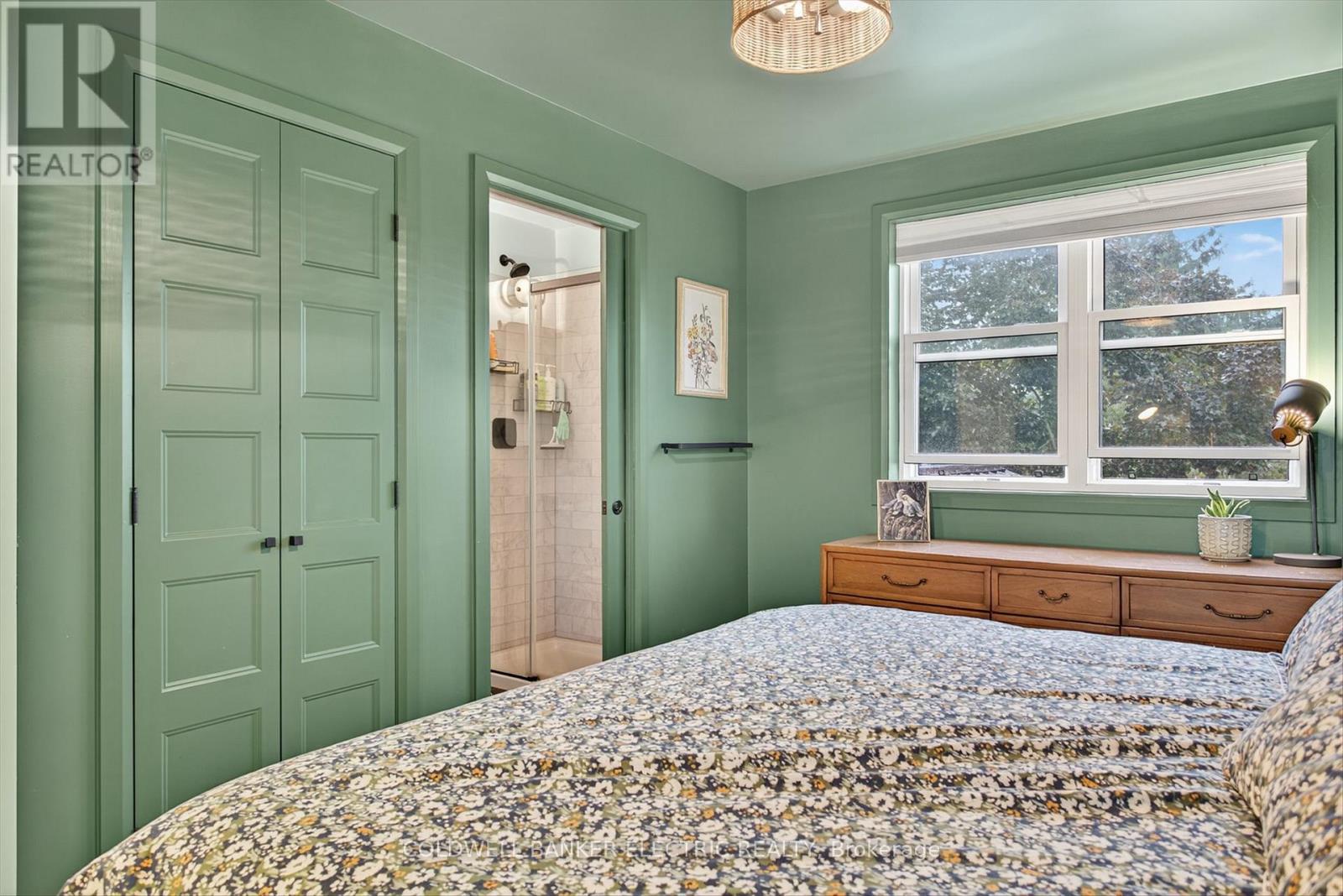 220 Rogers Street, Peterborough (ashburnham Ward 4), Ontario