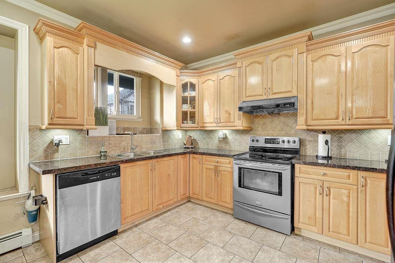 7869 147a Street, Surrey, British Columbia