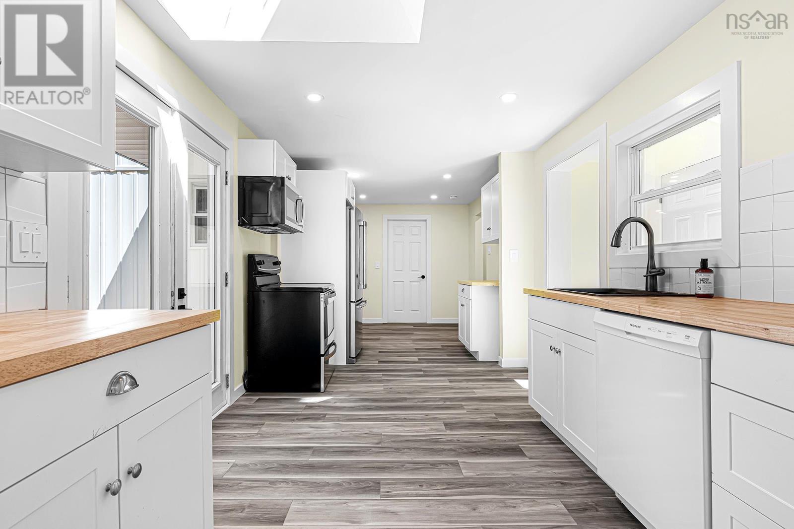 4006 Highway 2, Fletchers Lake, Nova Scotia