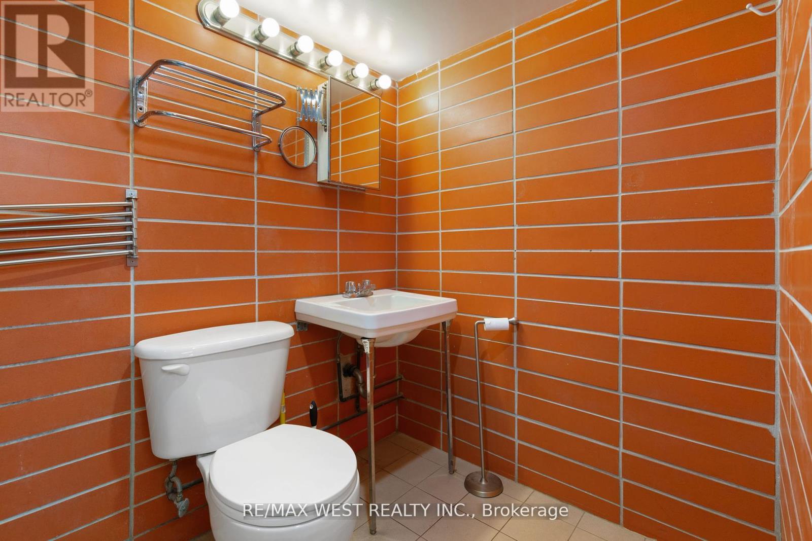 2317 Weston Road, Toronto (weston), Ontario