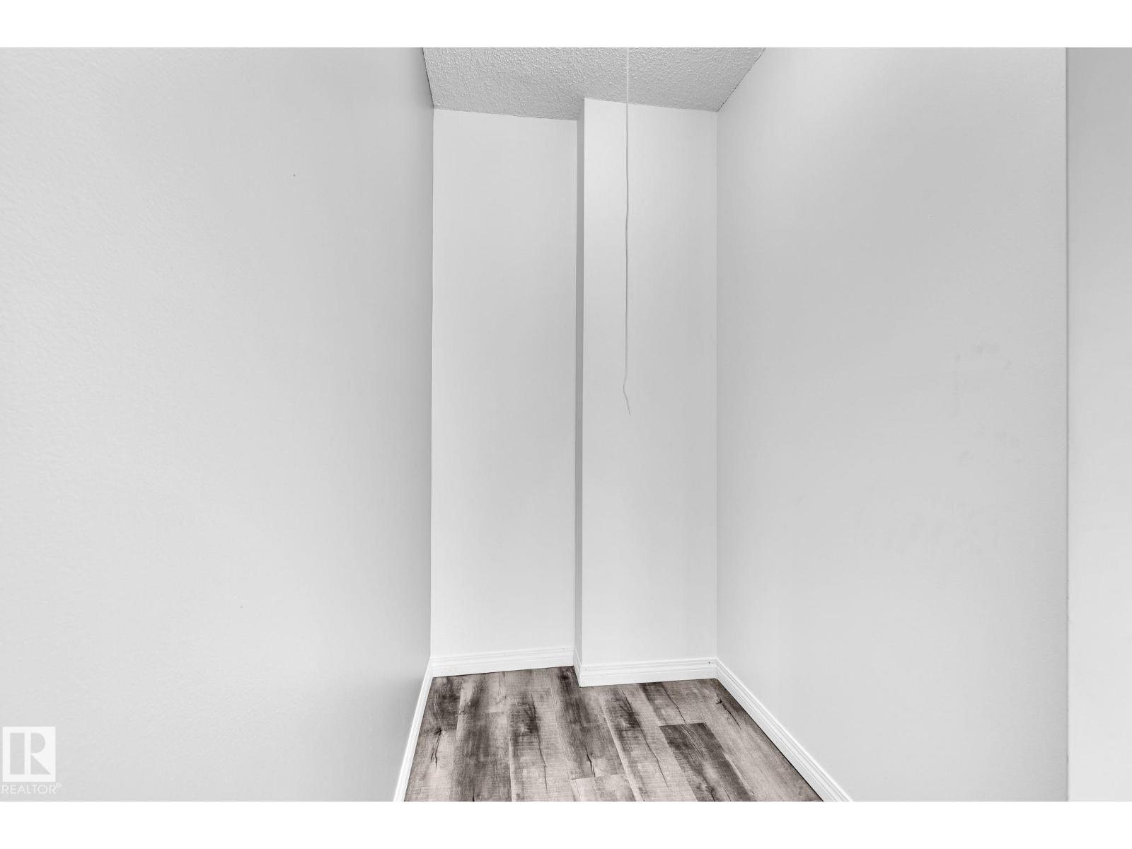 #1401 12121 Jasper Av Nw Nw, Edmonton, Alberta