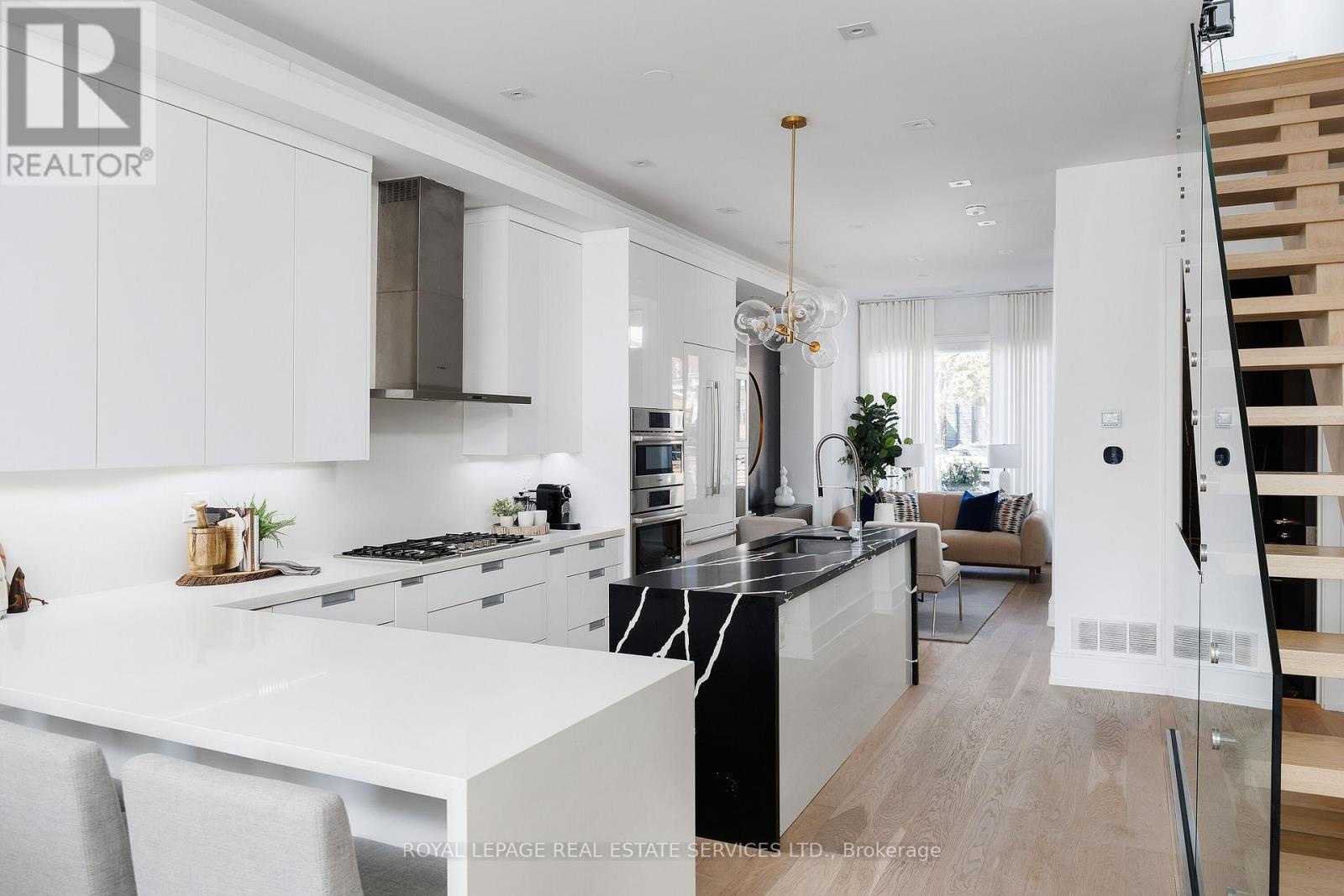 121 Markham Street, Toronto (trinity-bellwoods), Ontario