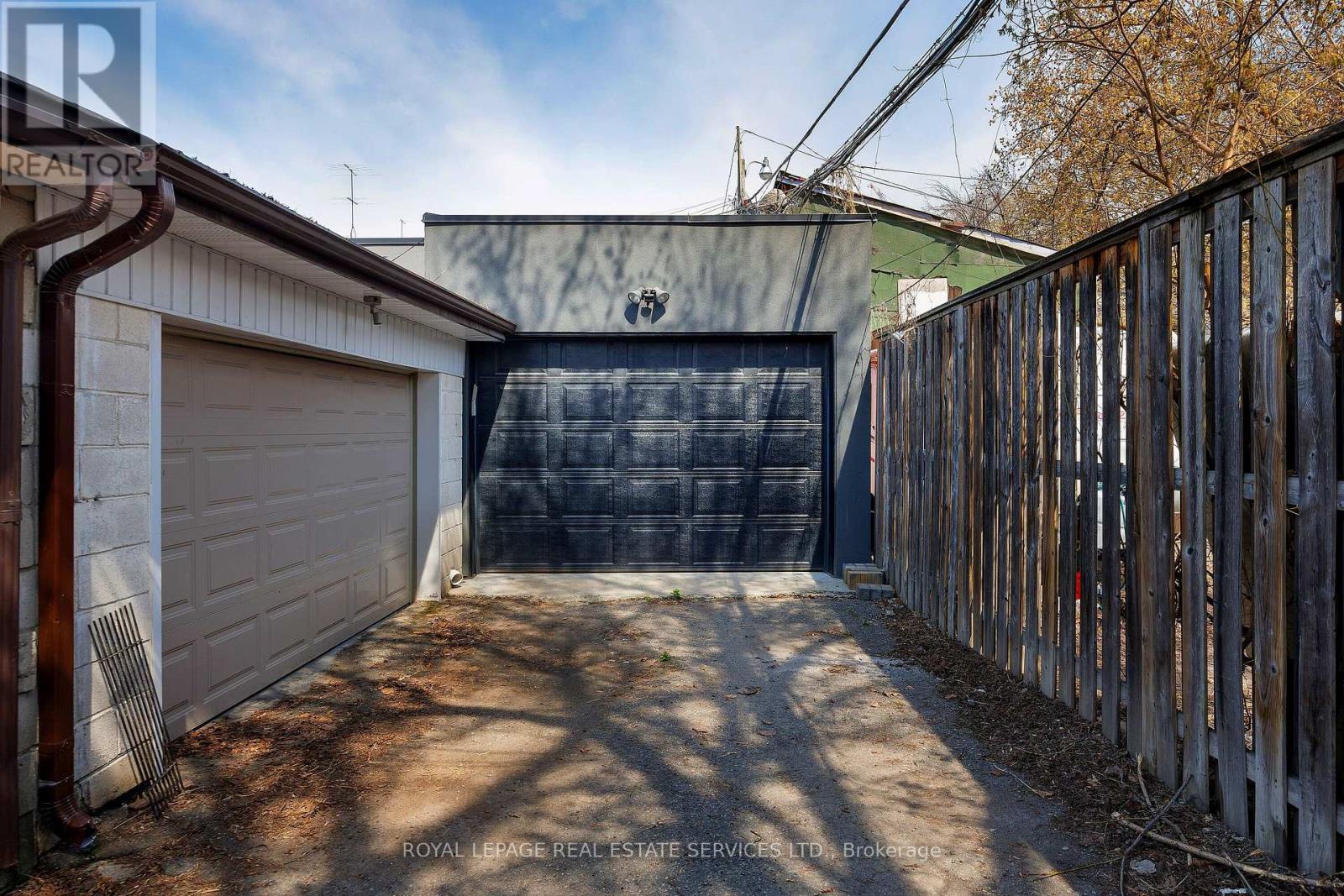 121 Markham Street, Toronto (trinity-bellwoods), Ontario