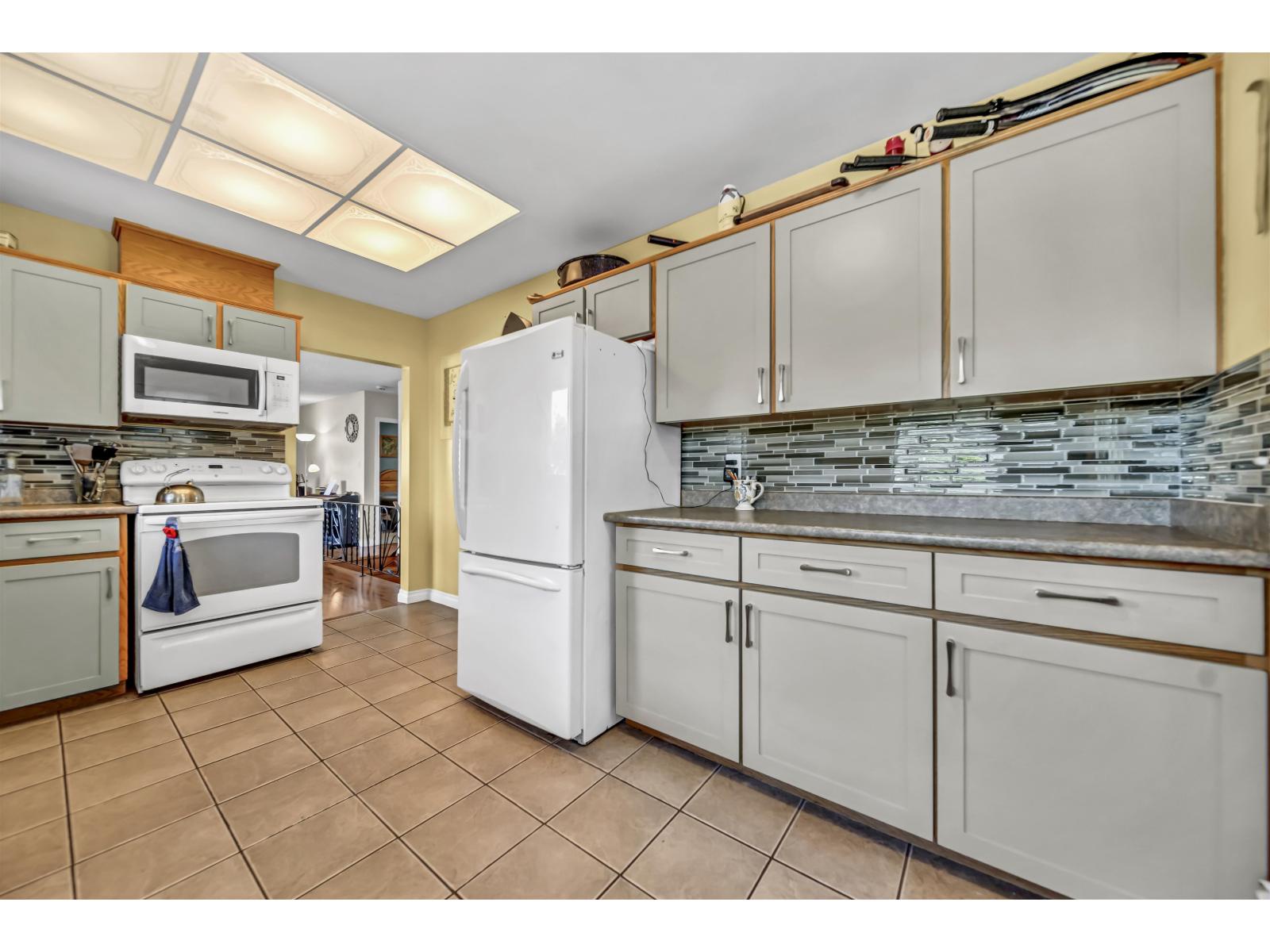 12448 97b Avenue, Surrey, British Columbia