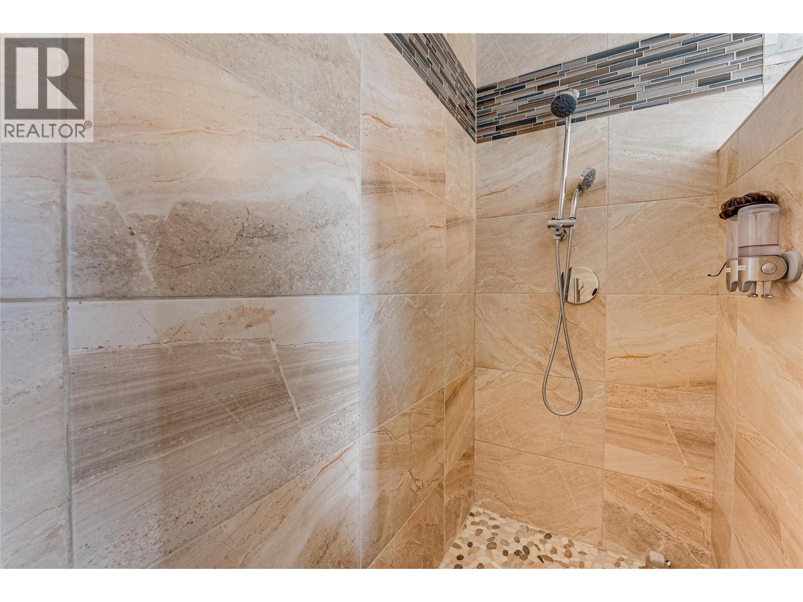 7429 Sun Peaks Drive, Vernon, British Columbia