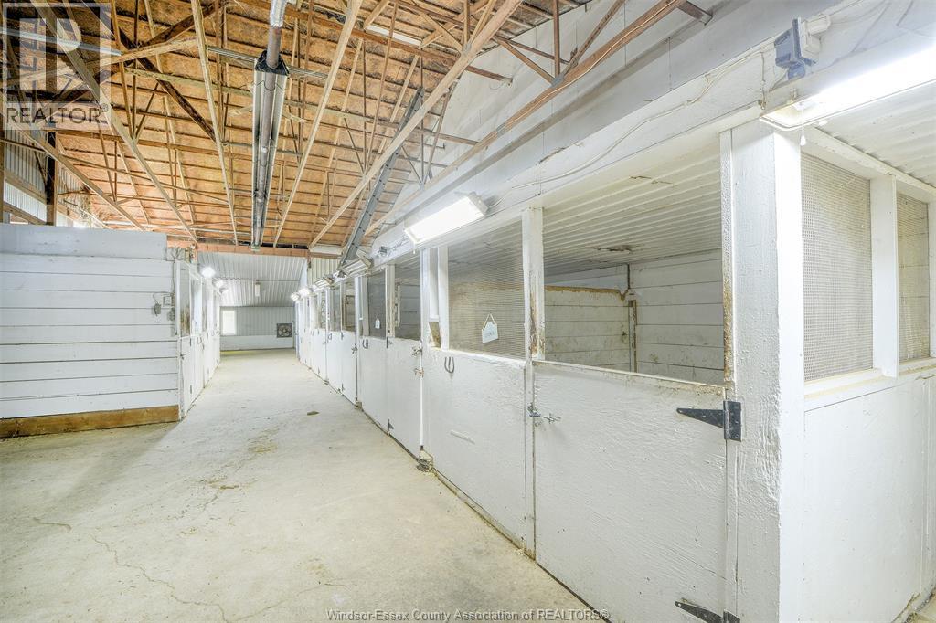 6400 Walker, Tecumseh, Ontario