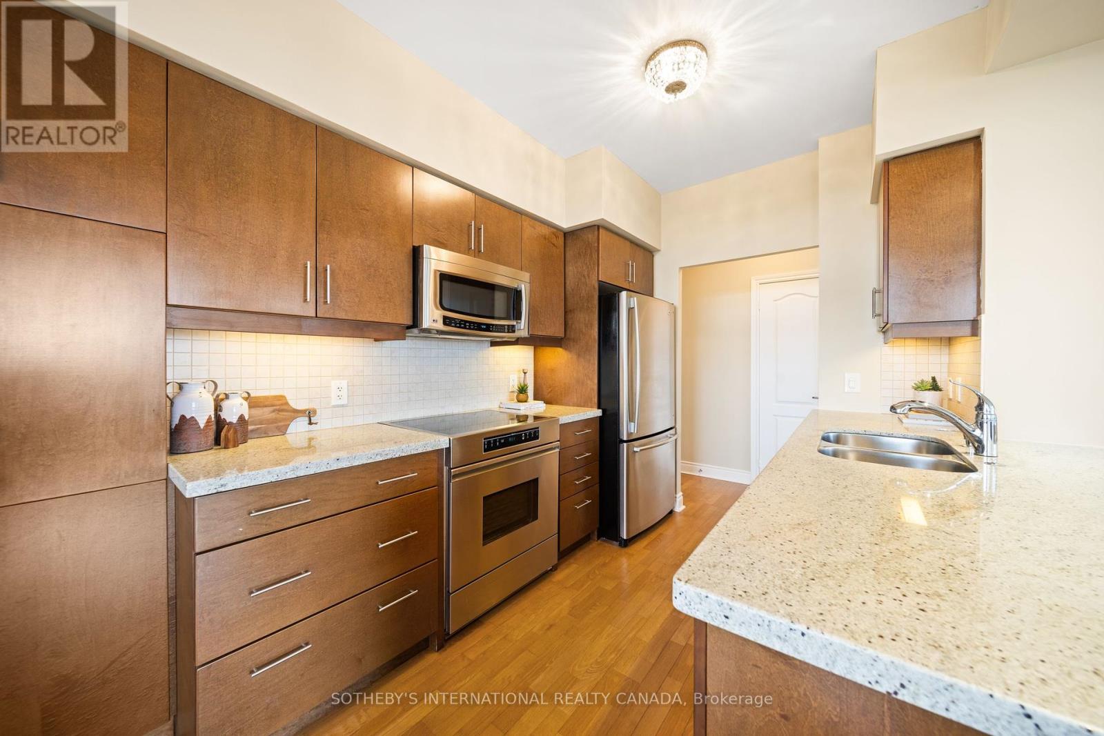 903 - 1105 Leslie Street, Toronto (banbury-don Mills), Ontario