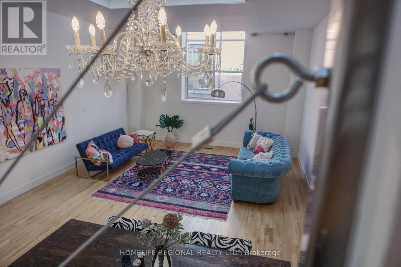 6 - 62 Claremont Street, Toronto (trinity-bellwoods), Ontario