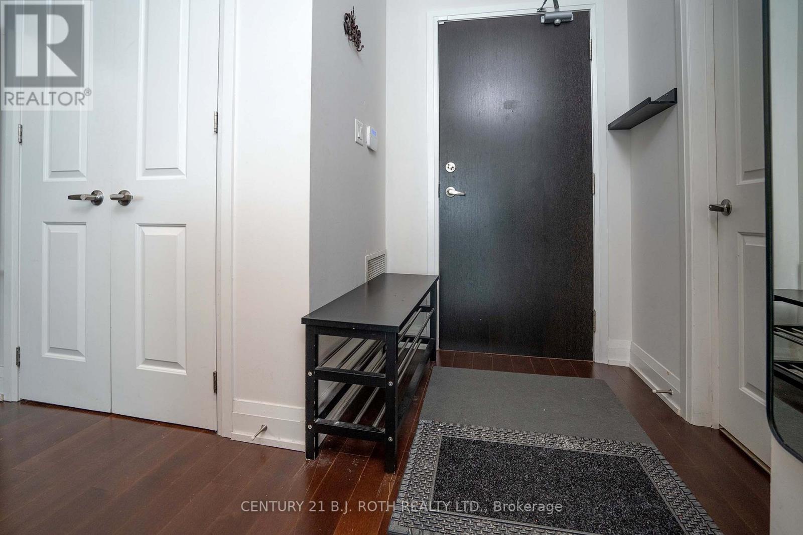 313 - 15277 Yonge Street S, Aurora (aurora Village), Ontario