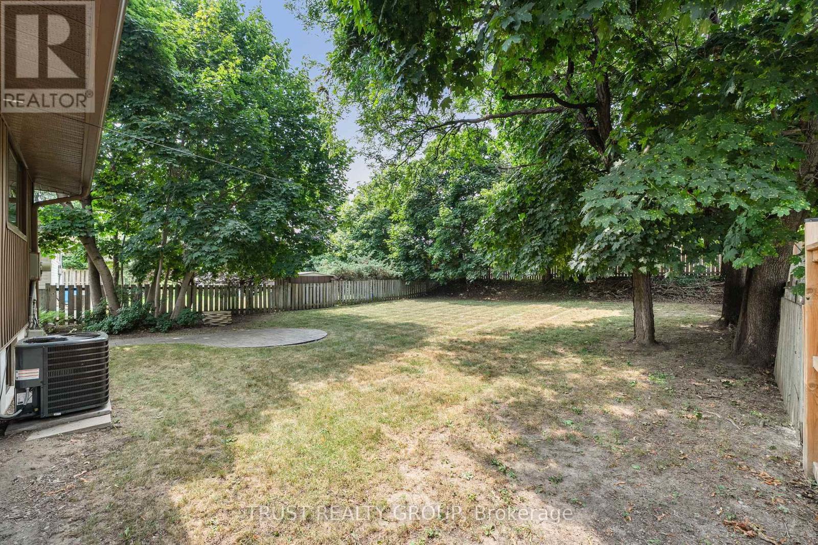 18 Deanecrest Road, Toronto (eringate-centennial-west Deane), Ontario