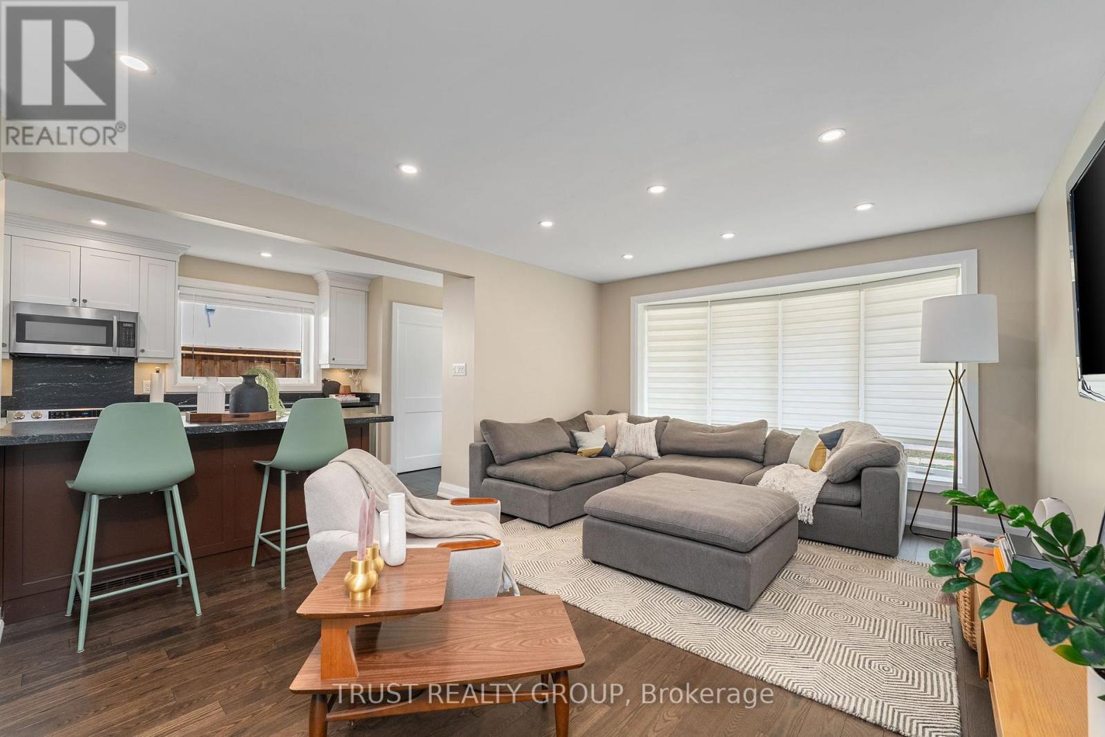 18 Deanecrest Road, Toronto (eringate-centennial-west Deane), Ontario