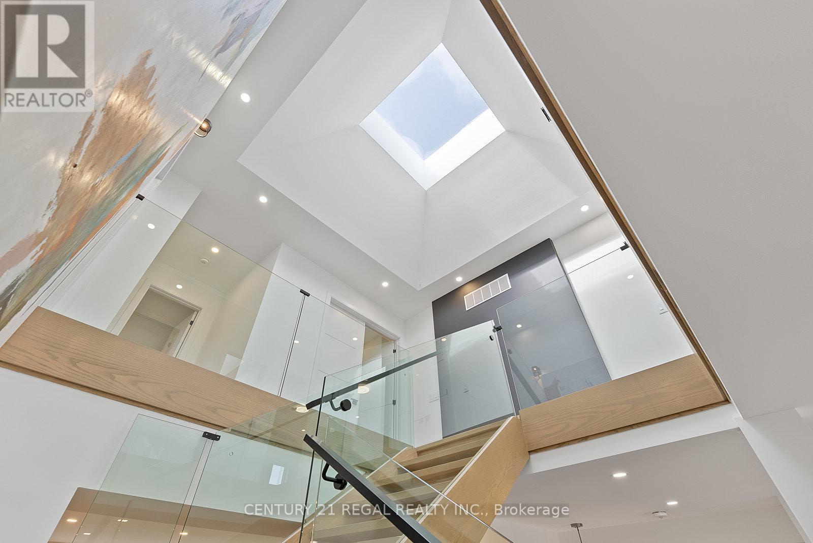 84 Bexhill Avenue, Toronto (clairlea-birchmount), Ontario