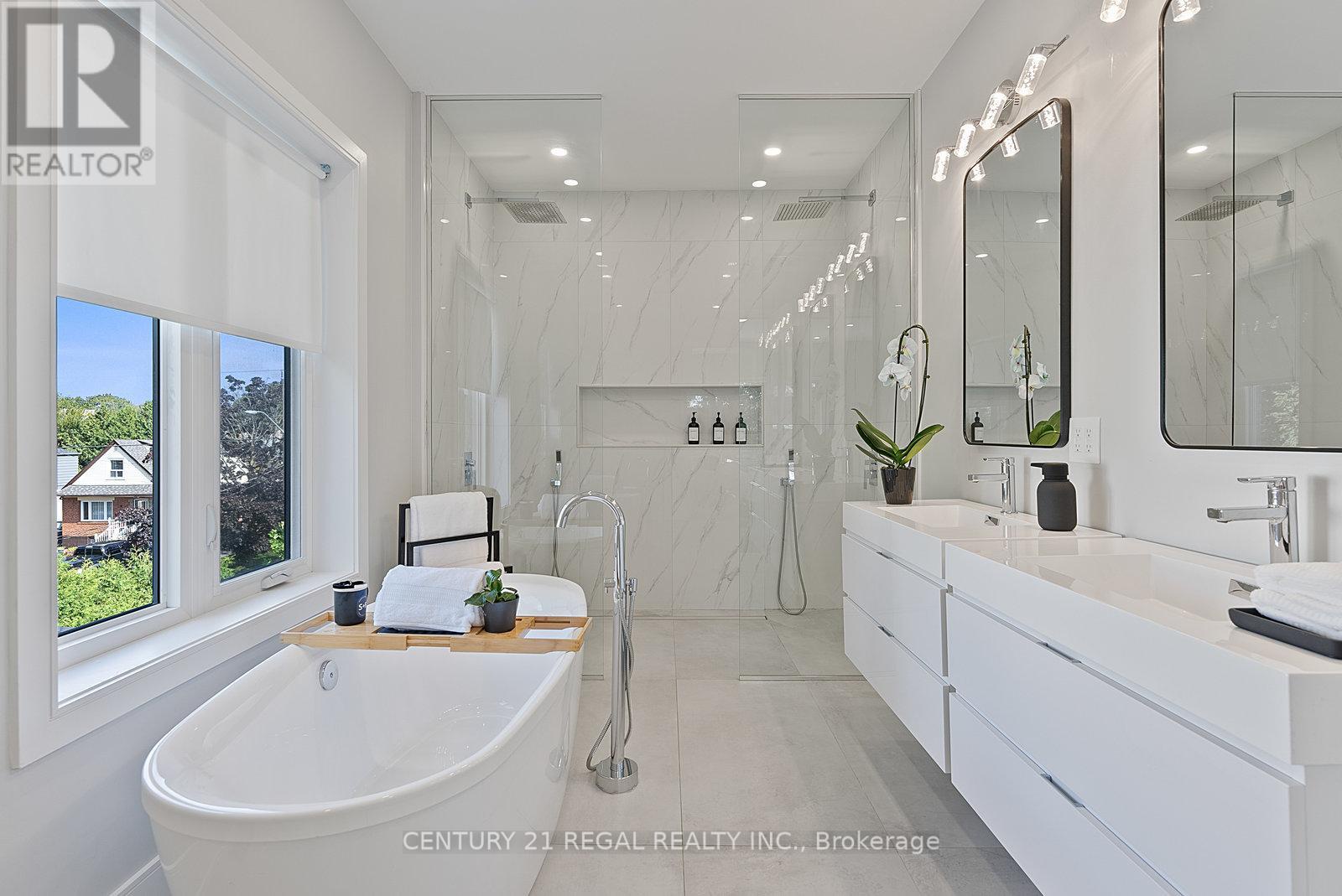 84 Bexhill Avenue, Toronto (clairlea-birchmount), Ontario