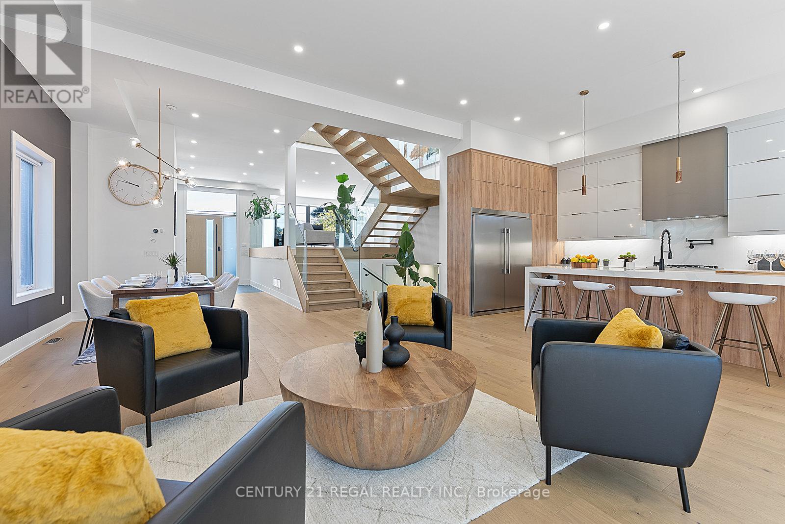 84 Bexhill Avenue, Toronto (clairlea-birchmount), Ontario