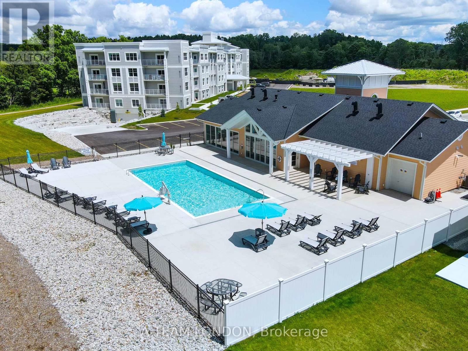 27 Harbour Way, Central Elgin, Ontario