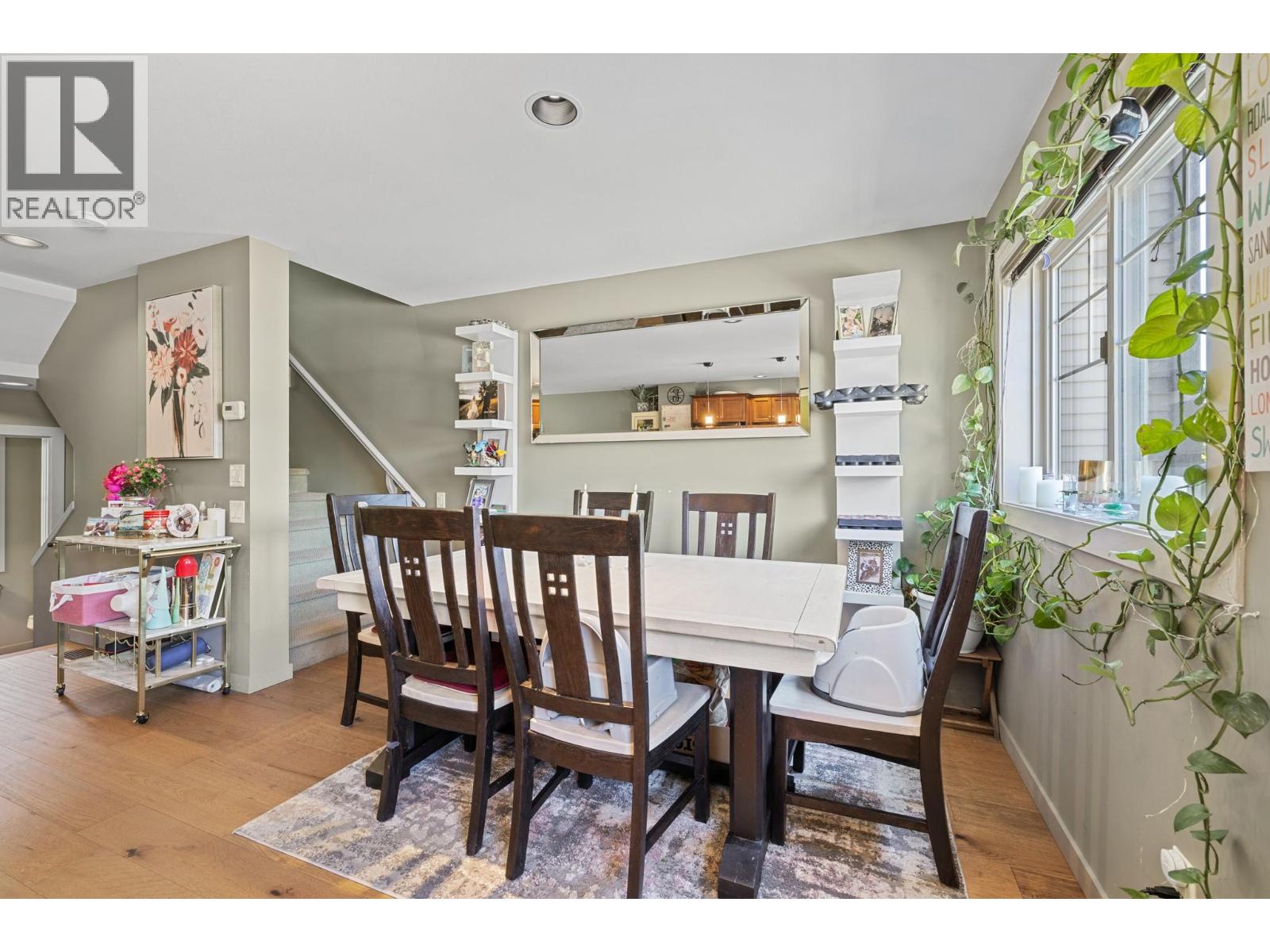 146 Mccurdy Road Unit# 2, Kelowna, British Columbia