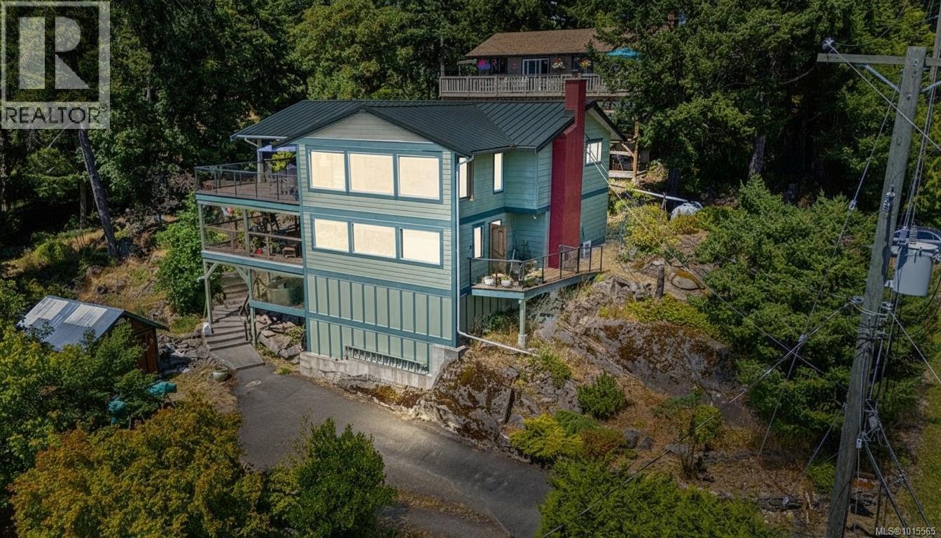 3705 Signal Hill Rd, Pender Island, British Columbia