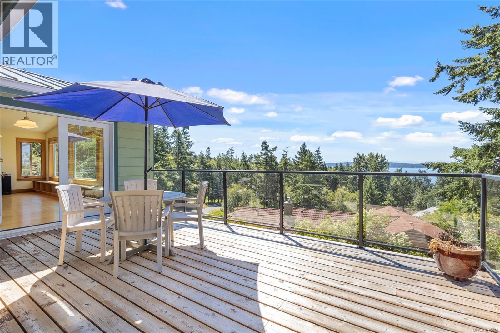 3705 Signal Hill Rd, Pender Island, British Columbia