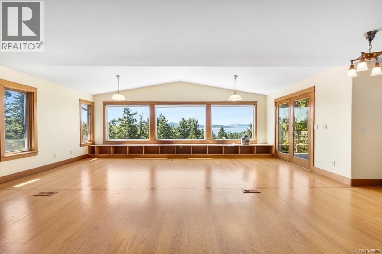 3705 Signal Hill Rd, Pender Island, British Columbia