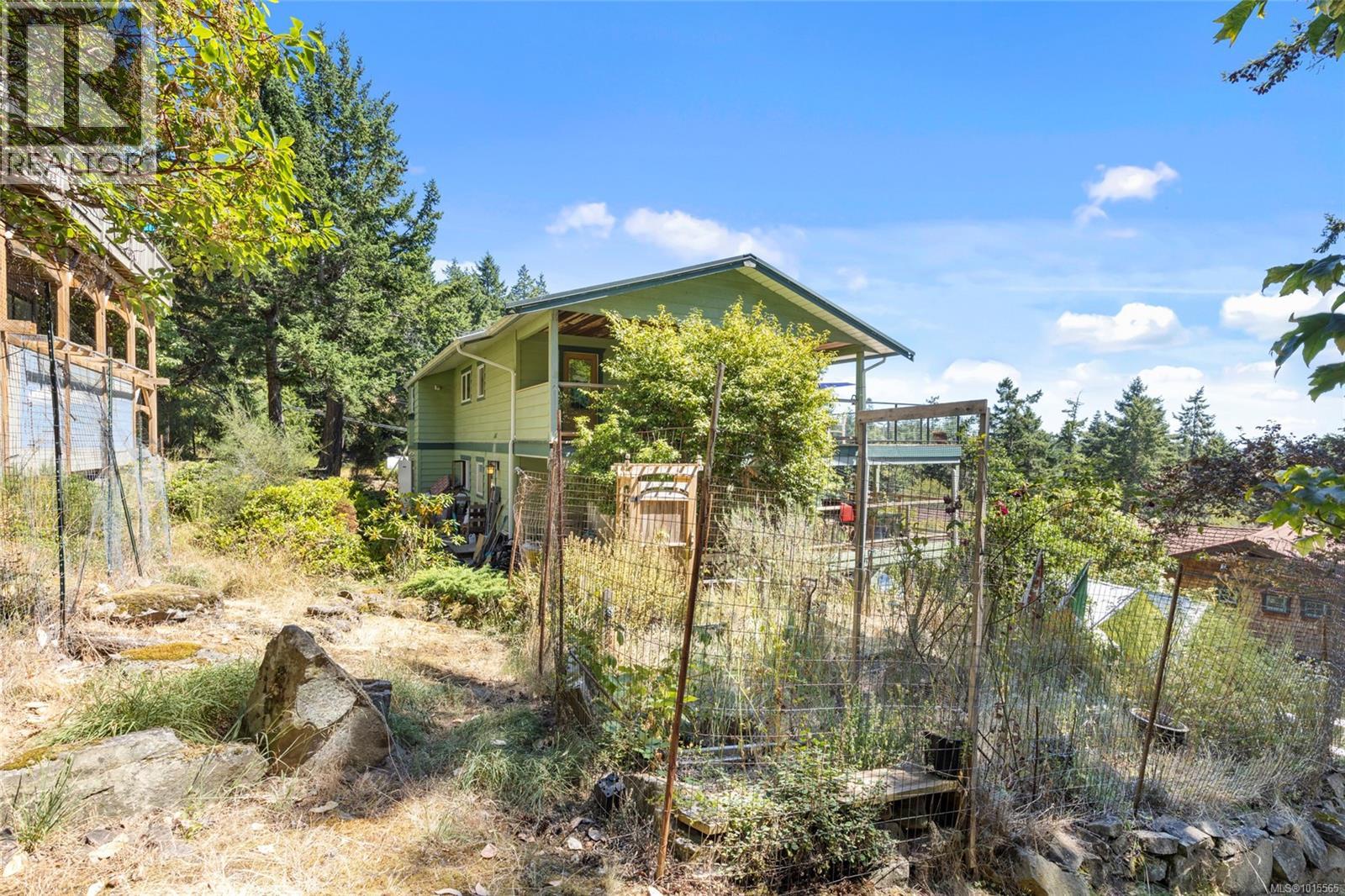 3705 Signal Hill Rd, Pender Island, British Columbia