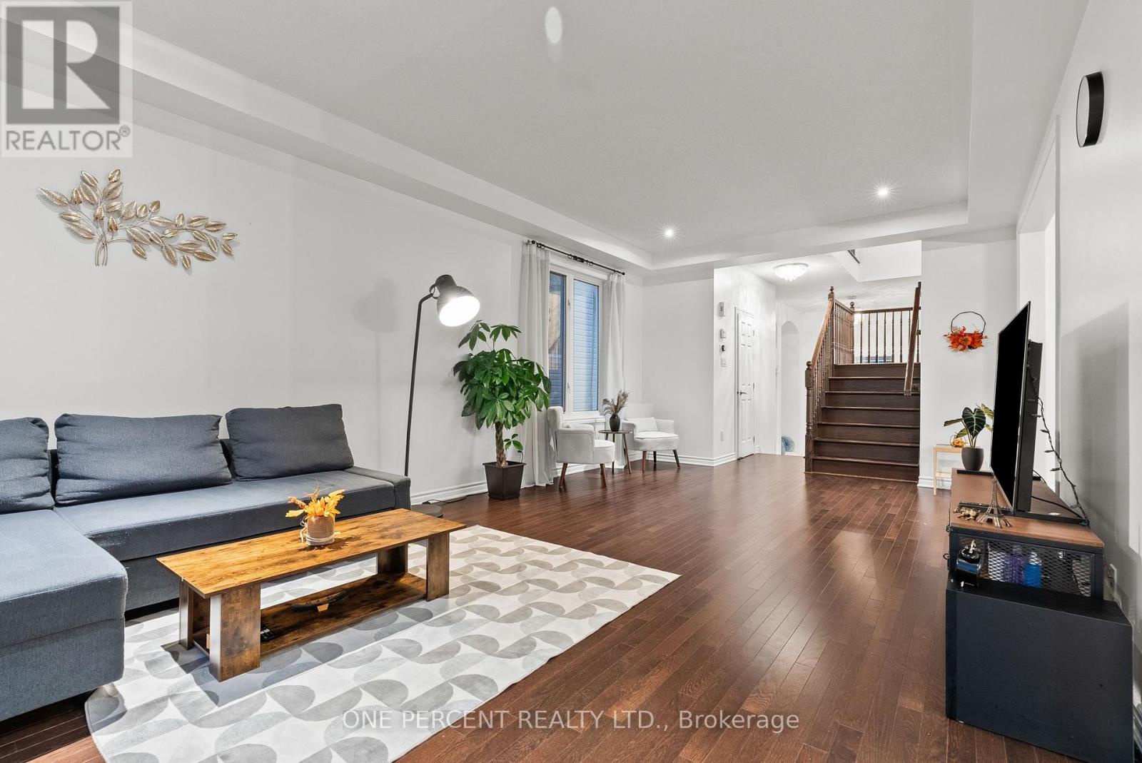 358 Meadowbreeze Drive, Ottawa, Ontario