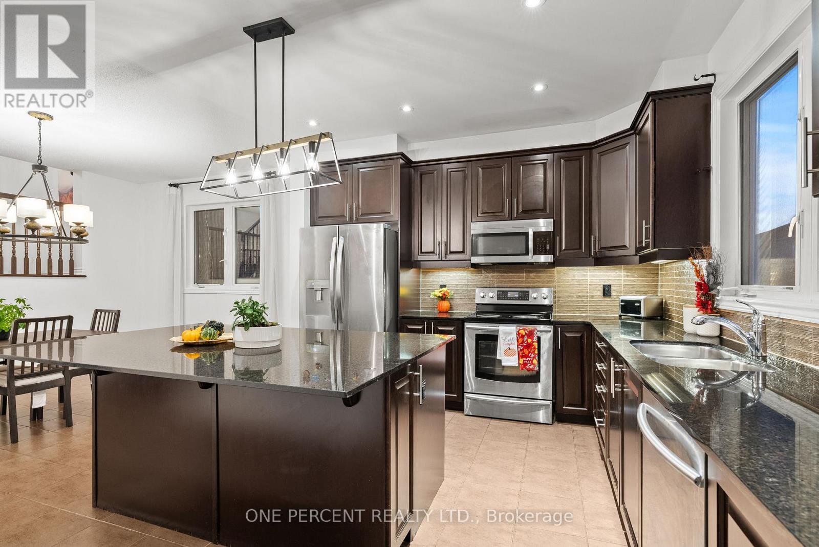 358 Meadowbreeze Drive, Ottawa, Ontario