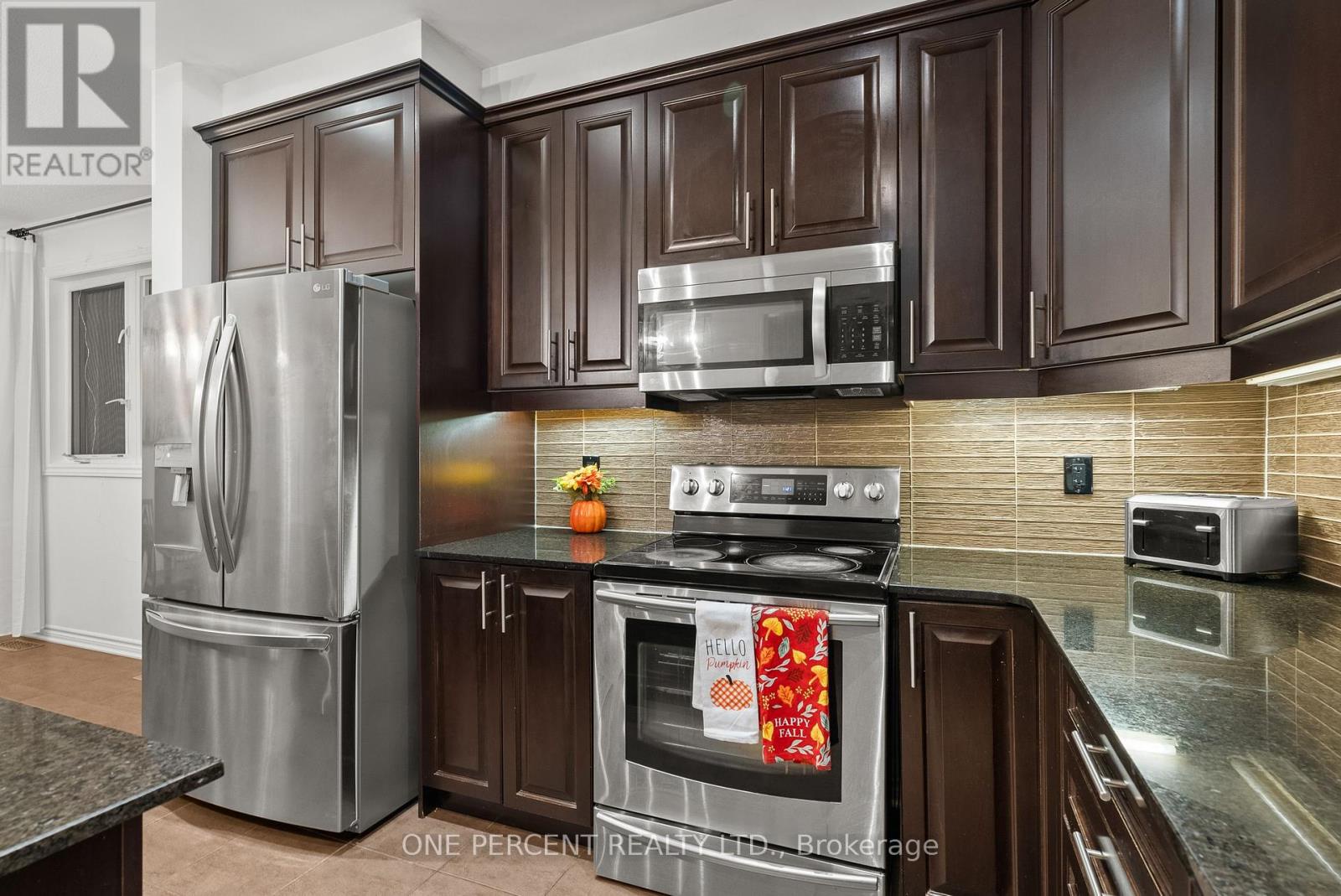 358 Meadowbreeze Drive, Ottawa, Ontario