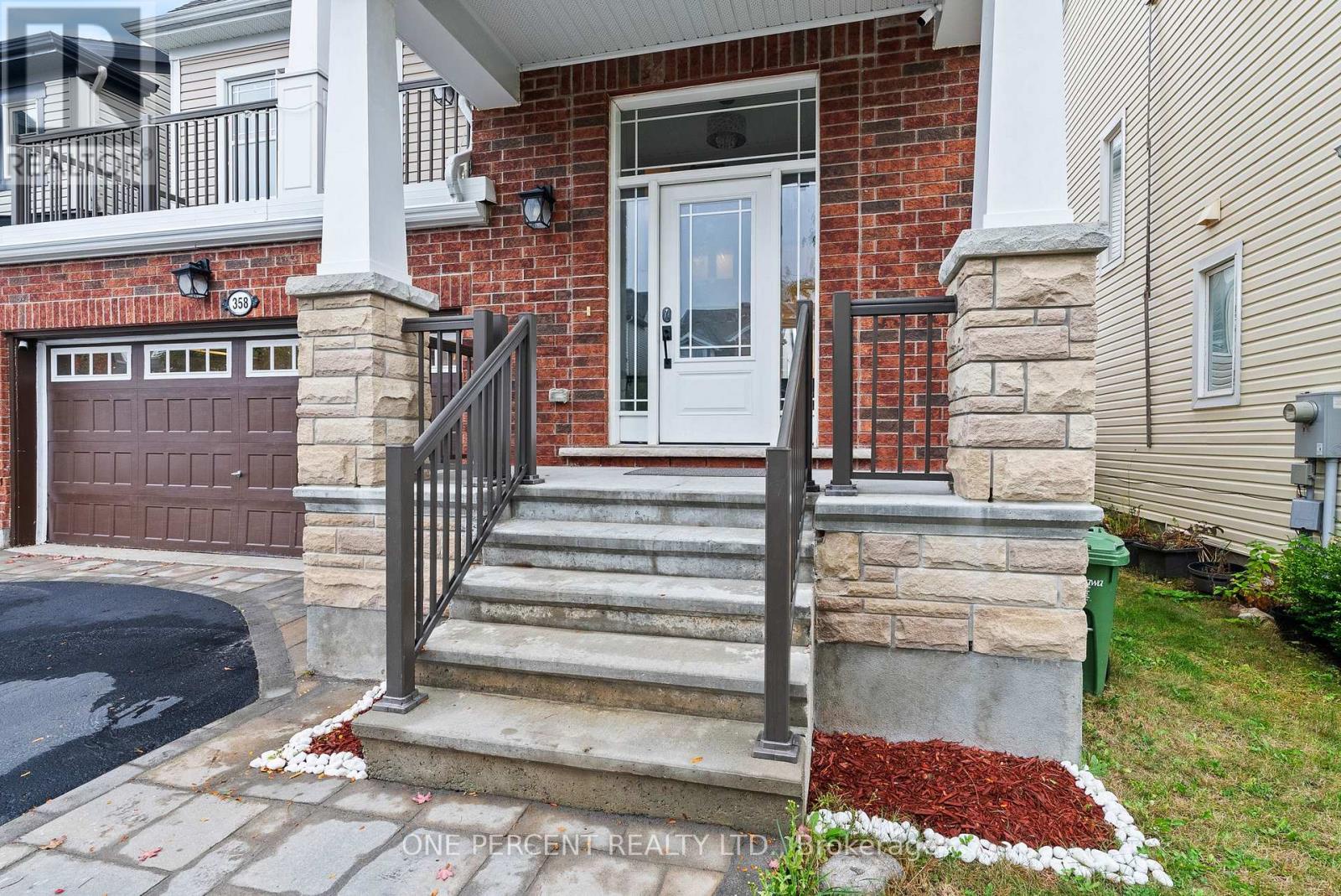 358 Meadowbreeze Drive, Ottawa, Ontario