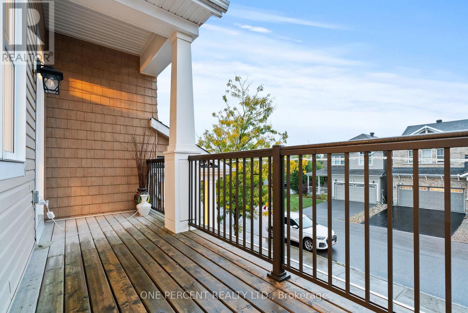 358 Meadowbreeze Drive, Ottawa, Ontario