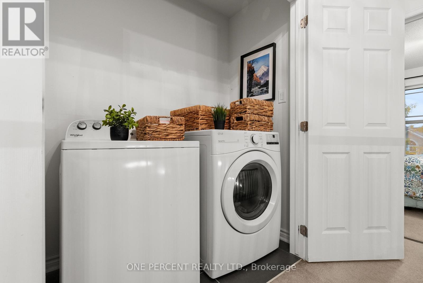 358 Meadowbreeze Drive, Ottawa, Ontario