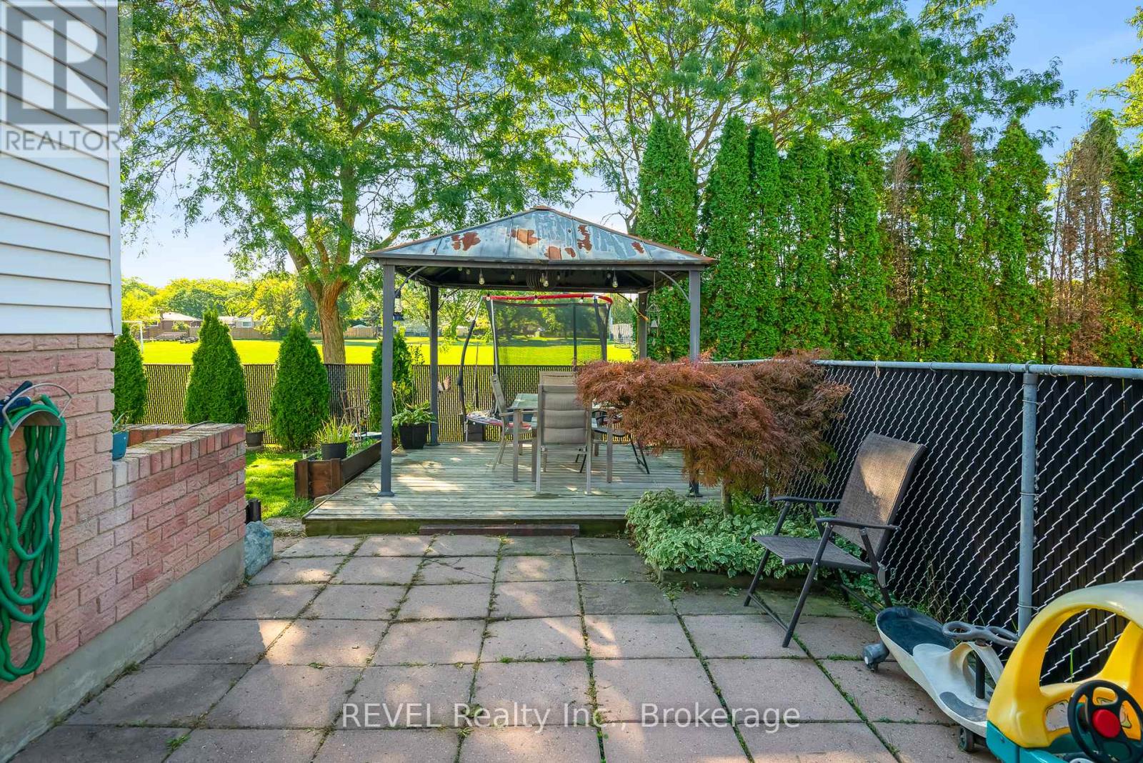 12 Silverdale Drive, St. Catharines (vine/linwell), Ontario