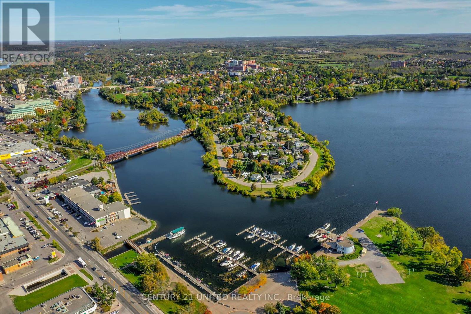 57 Edgewater Boulevard, Peterborough (ashburnham Ward 4), Ontario