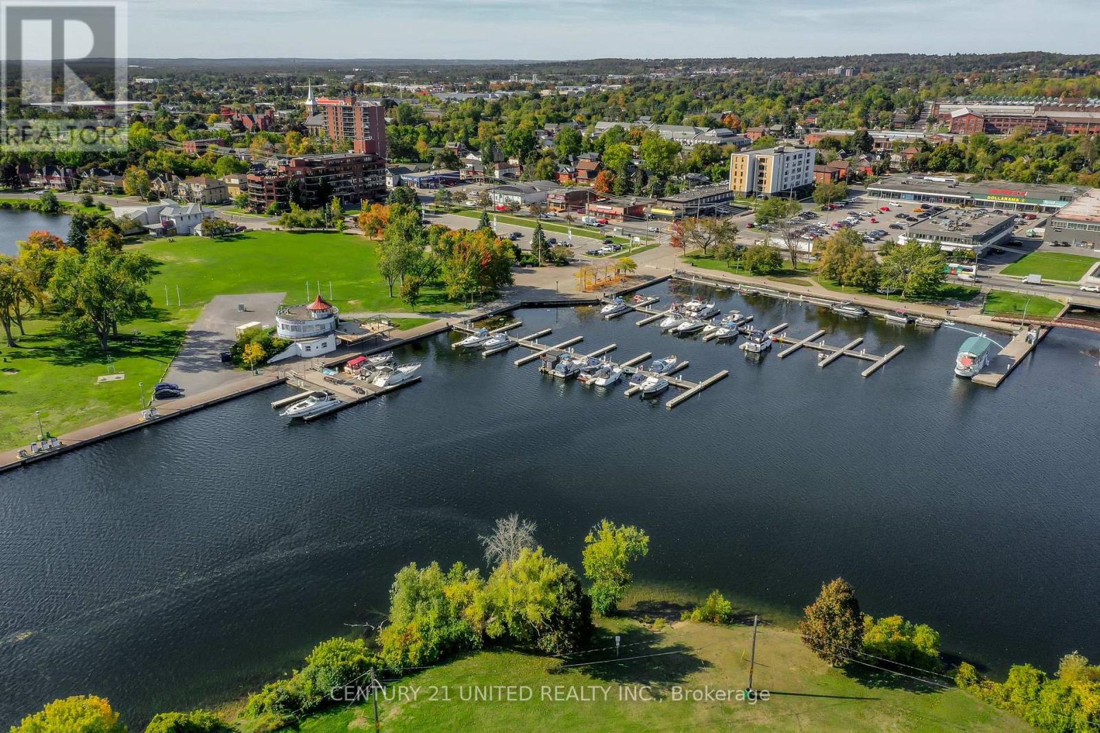 57 Edgewater Boulevard, Peterborough (ashburnham Ward 4), Ontario