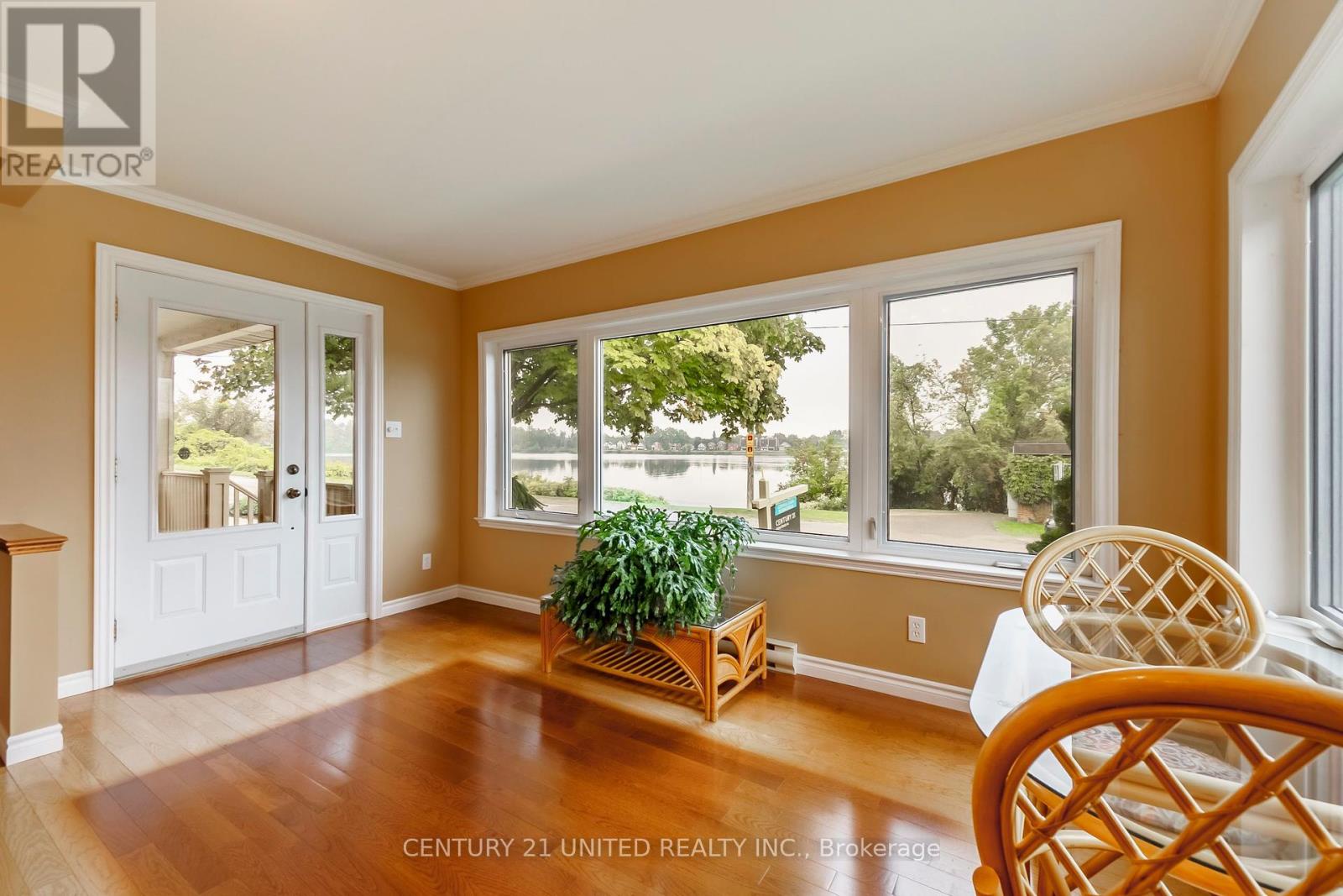 57 Edgewater Boulevard, Peterborough (ashburnham Ward 4), Ontario