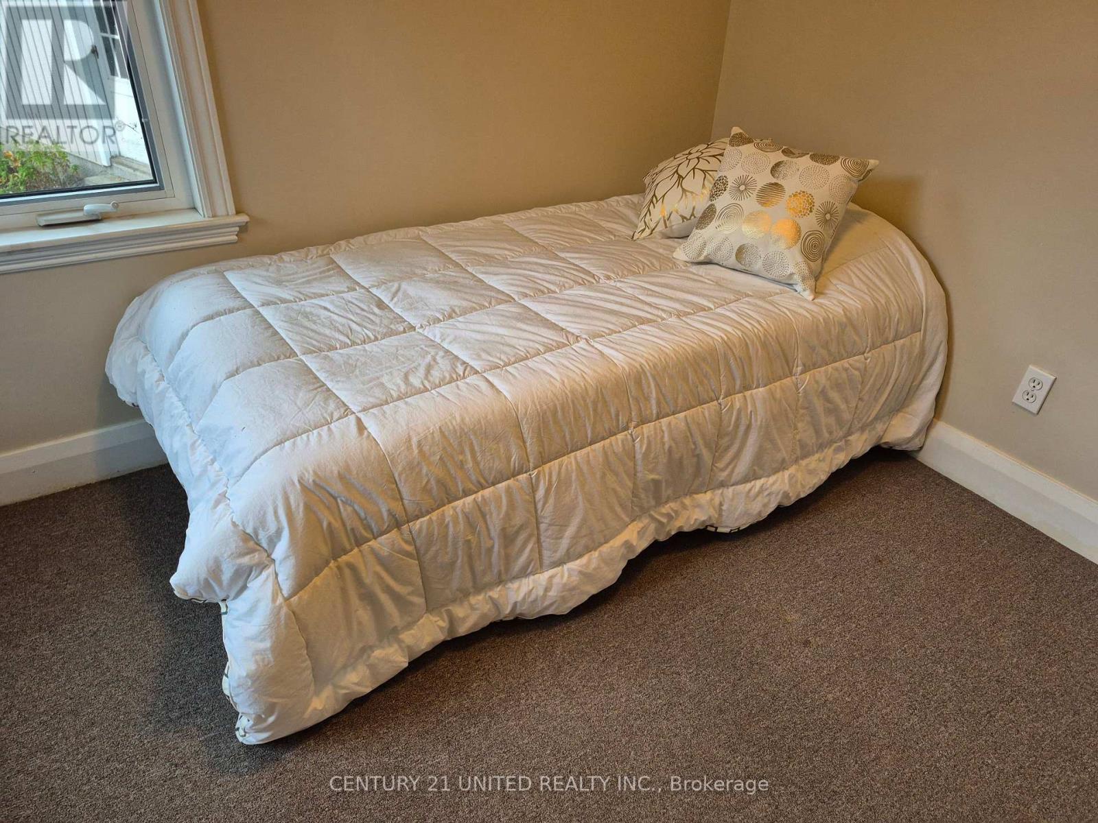 57 Edgewater Boulevard, Peterborough (ashburnham Ward 4), Ontario