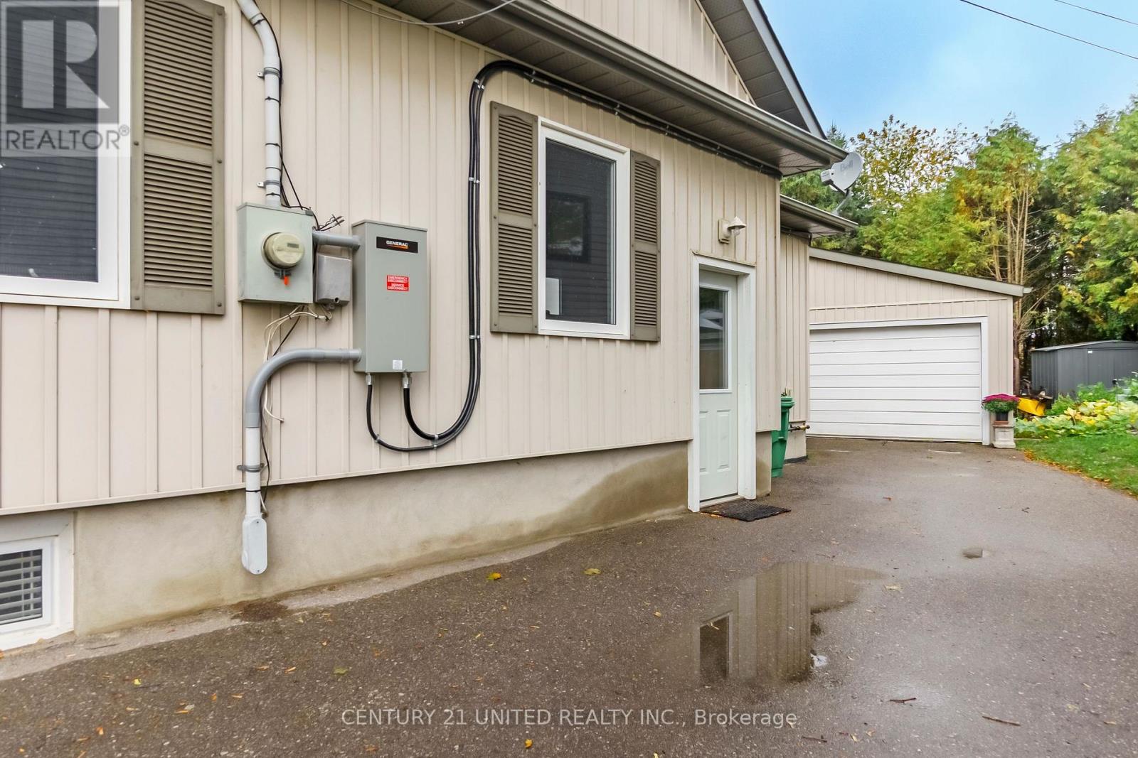 57 Edgewater Boulevard, Peterborough (ashburnham Ward 4), Ontario