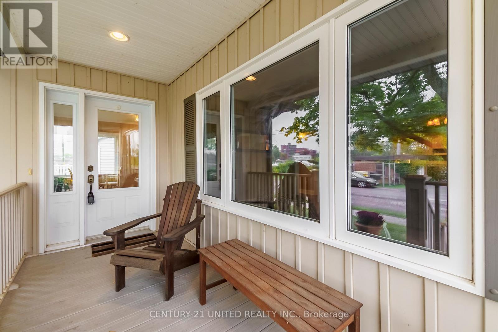 57 Edgewater Boulevard, Peterborough (ashburnham Ward 4), Ontario