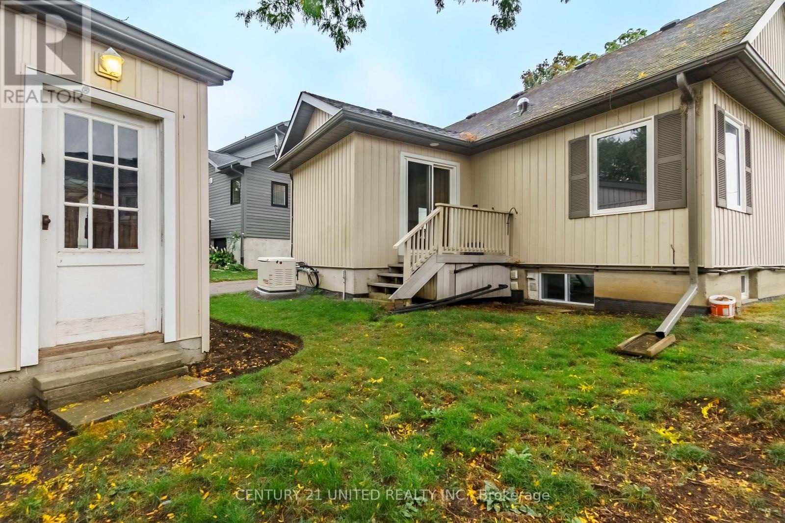 57 Edgewater Boulevard, Peterborough (ashburnham Ward 4), Ontario