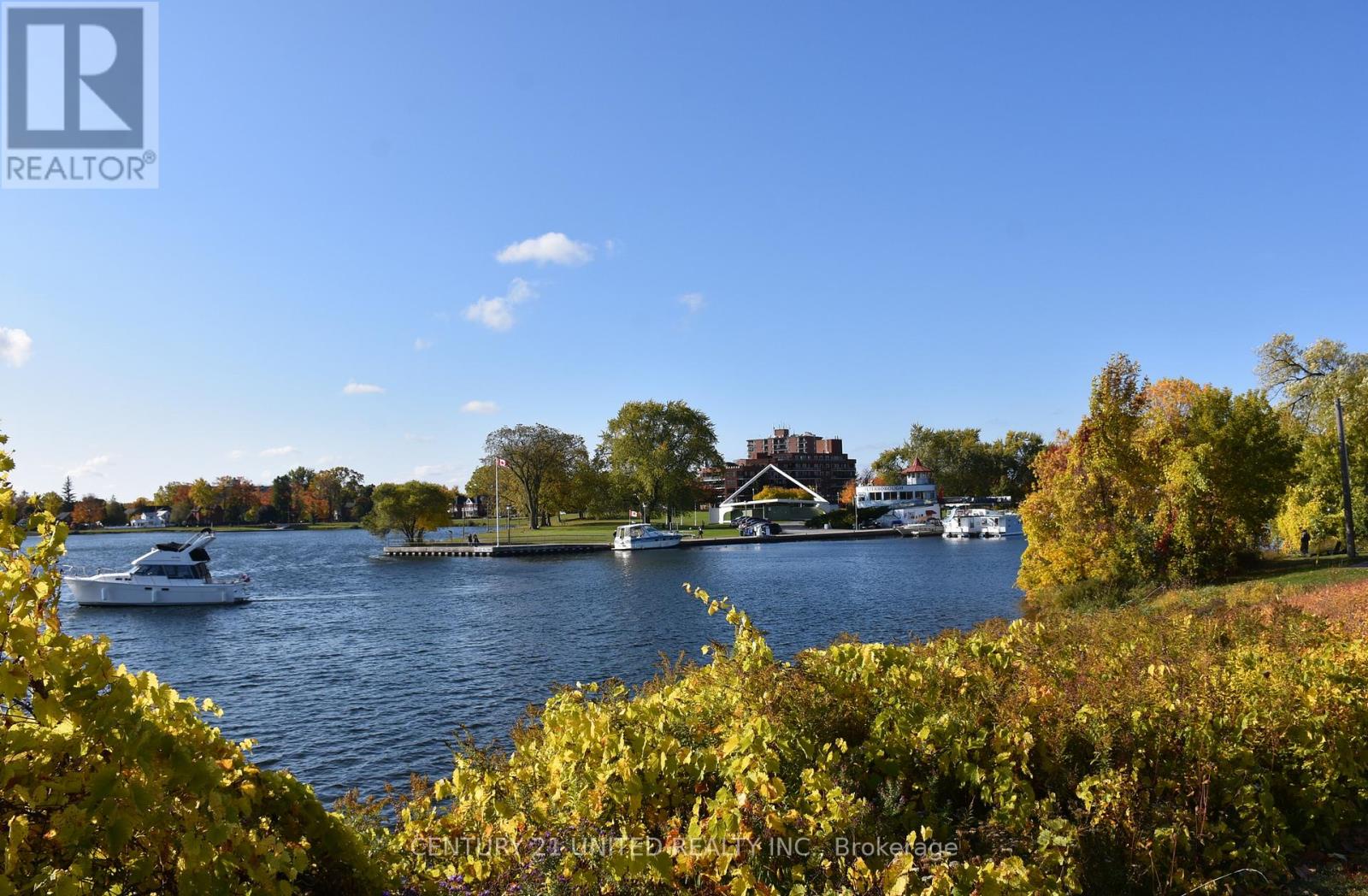 57 Edgewater Boulevard, Peterborough (ashburnham Ward 4), Ontario