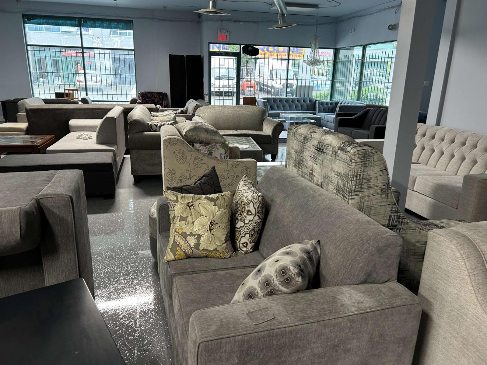 212 13140 80 Avenue, Surrey, British Columbia