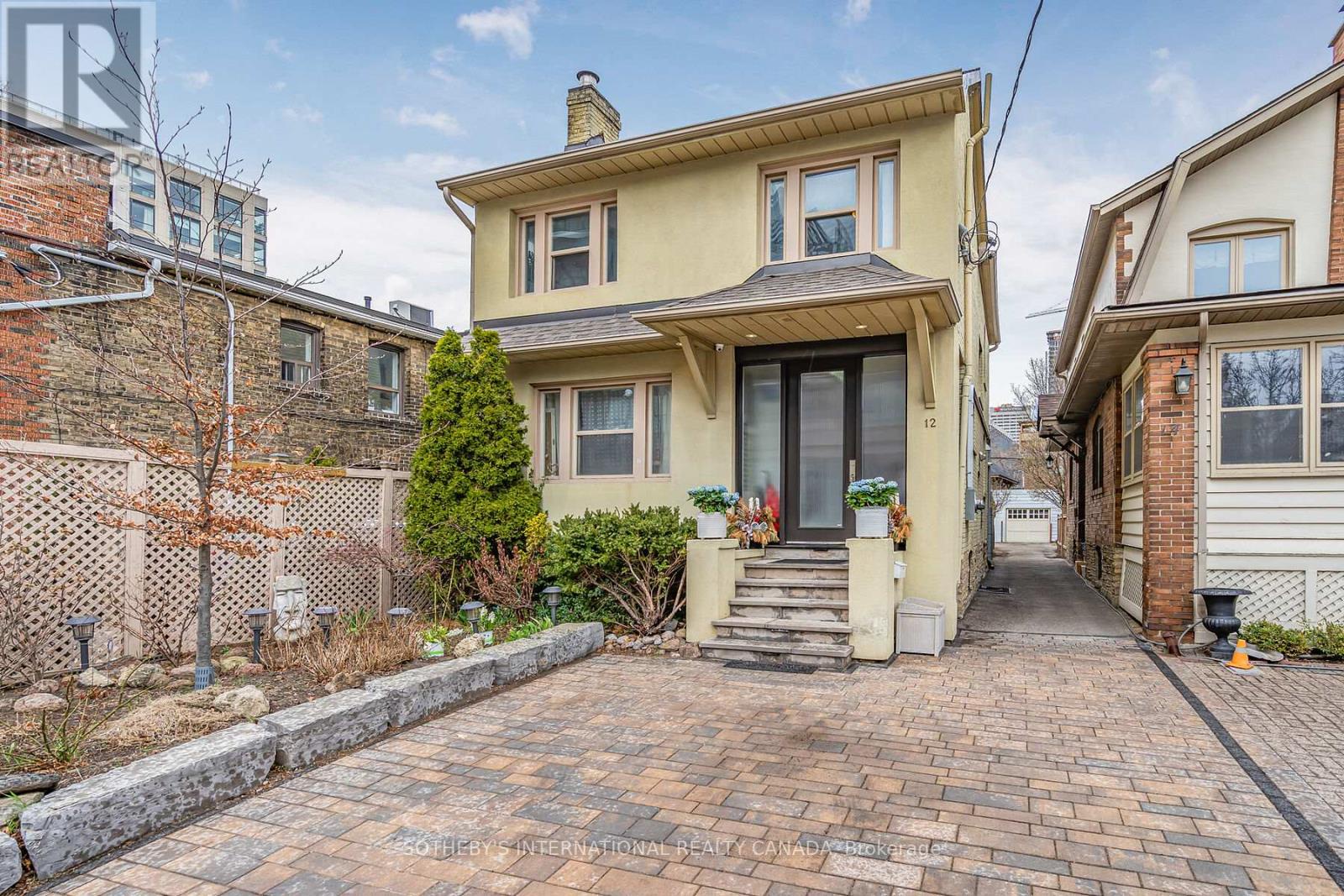 12 Belsize Drive, Toronto (mount Pleasant West), Ontario