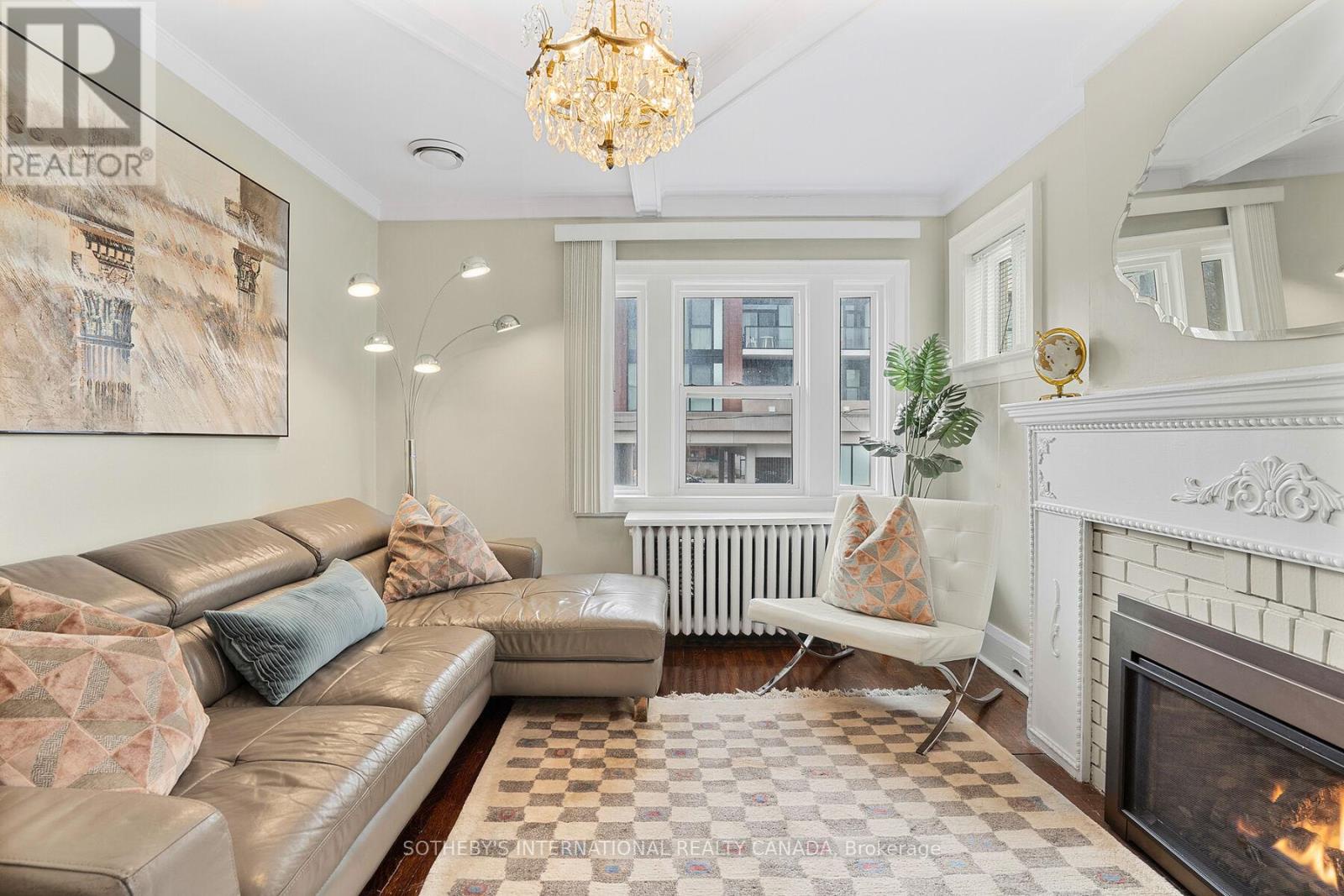 12 Belsize Drive, Toronto (mount Pleasant West), Ontario