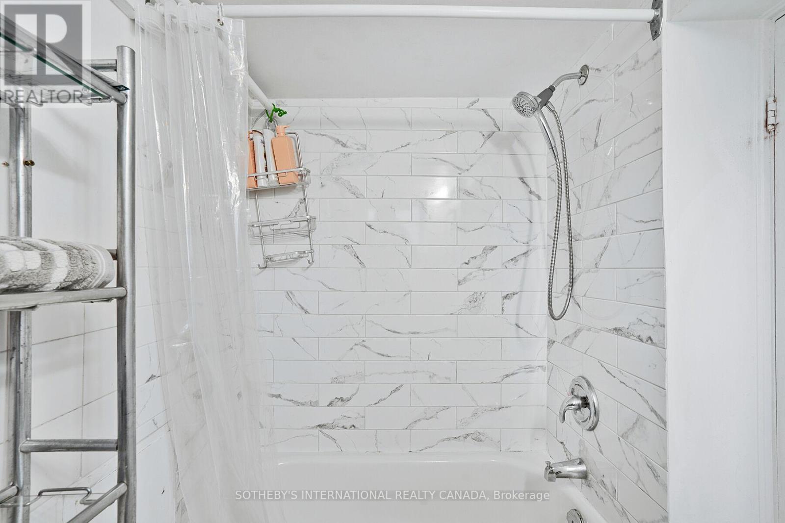 12 Belsize Drive, Toronto (mount Pleasant West), Ontario