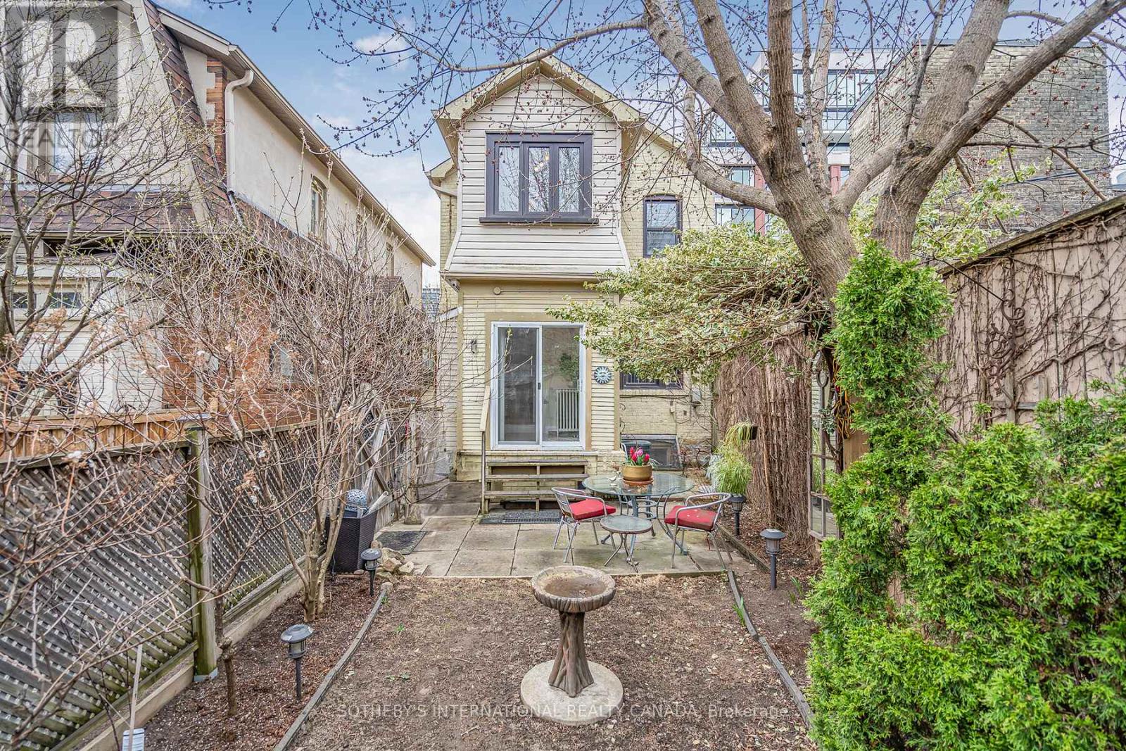 12 Belsize Drive, Toronto (mount Pleasant West), Ontario